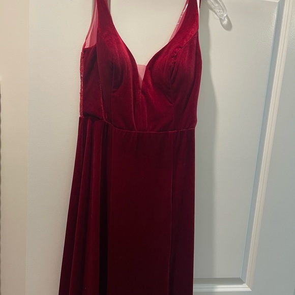 Azazie velvet maroon bridesmaid dress - Picture 1 of 2